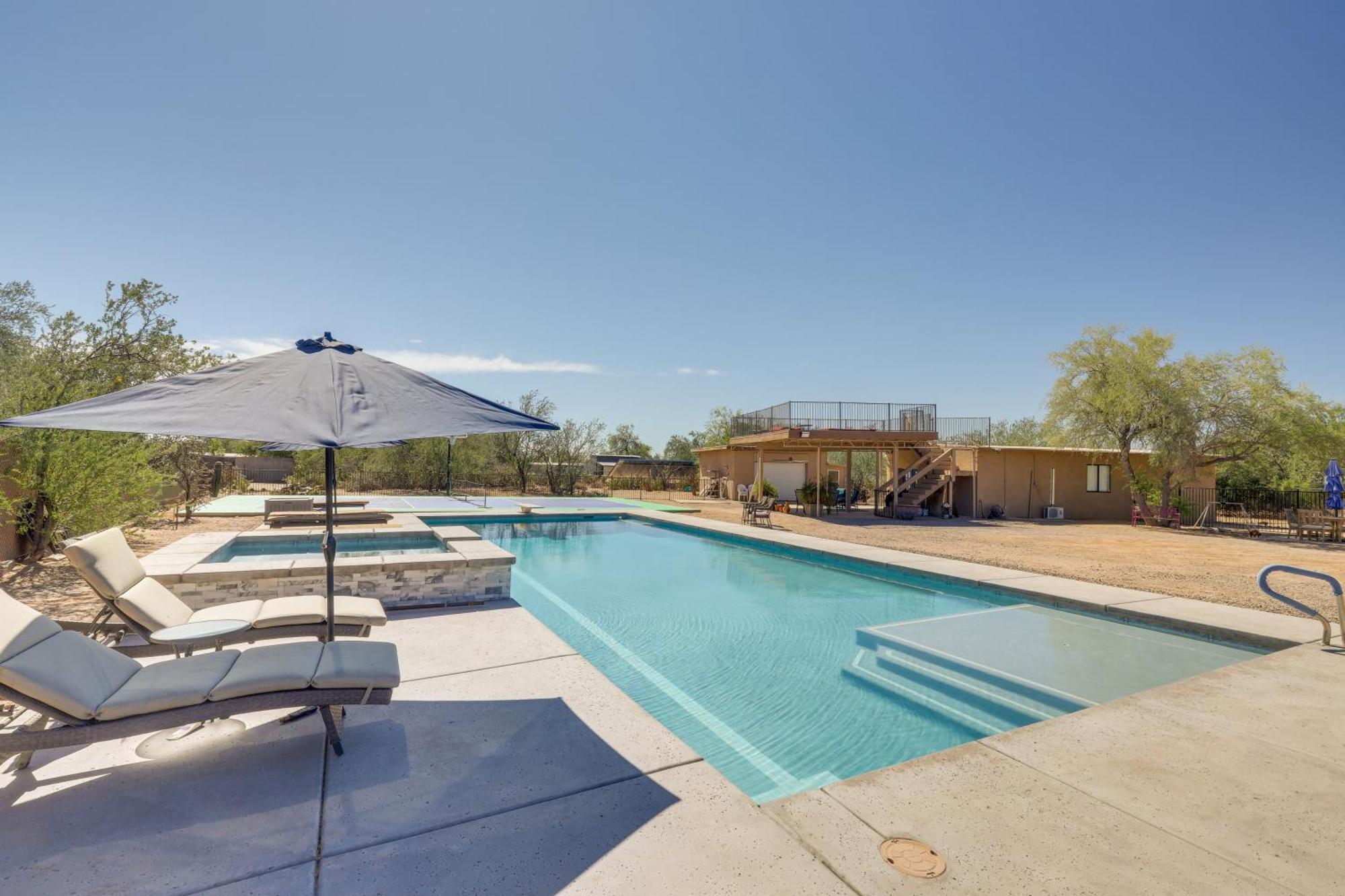 Oro Valley Retreat With Pool, Spa And Rooftop Views! Eksteriør bilde
